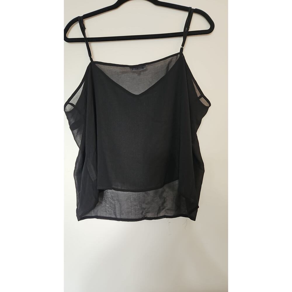 Calvin Klein - Mesh Top - Picture 2 of 4